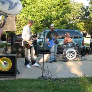 20100703_CurtWatchingLot74