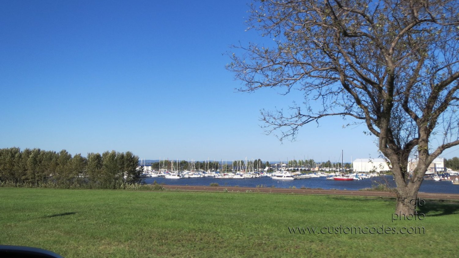 SuperiorWiBoatsAtRest-20150921